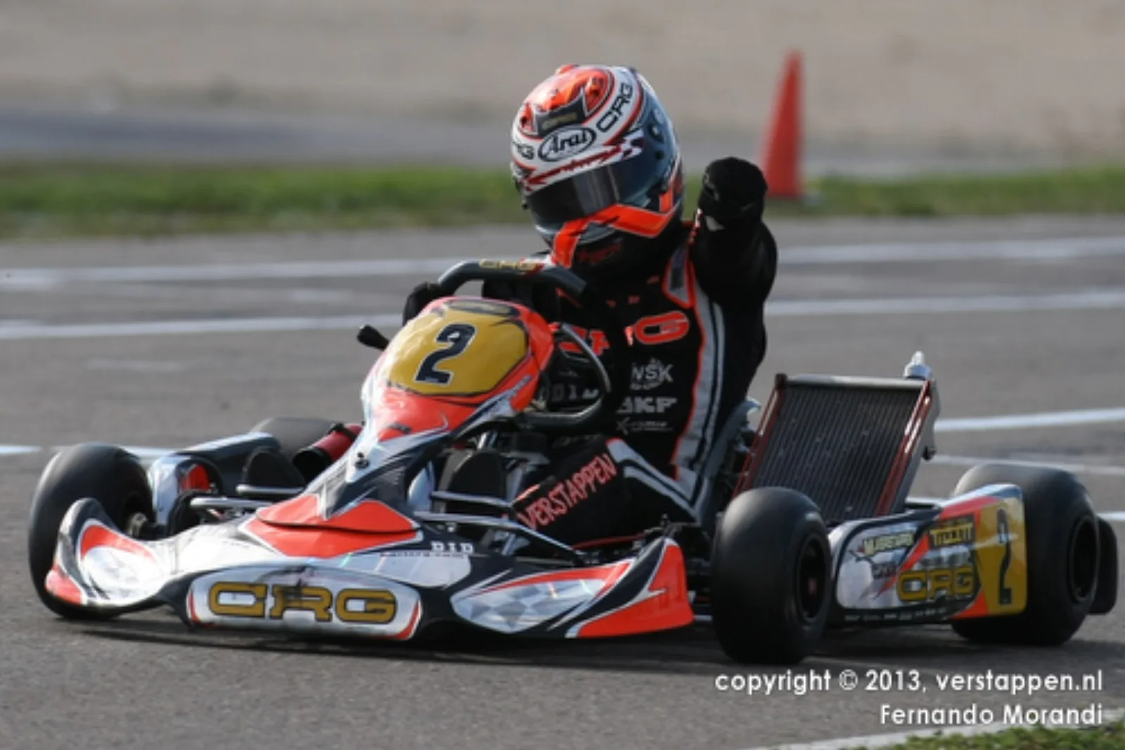 Max Verstappen en la recta principal del Circuito Internacional de Zuera en 2013